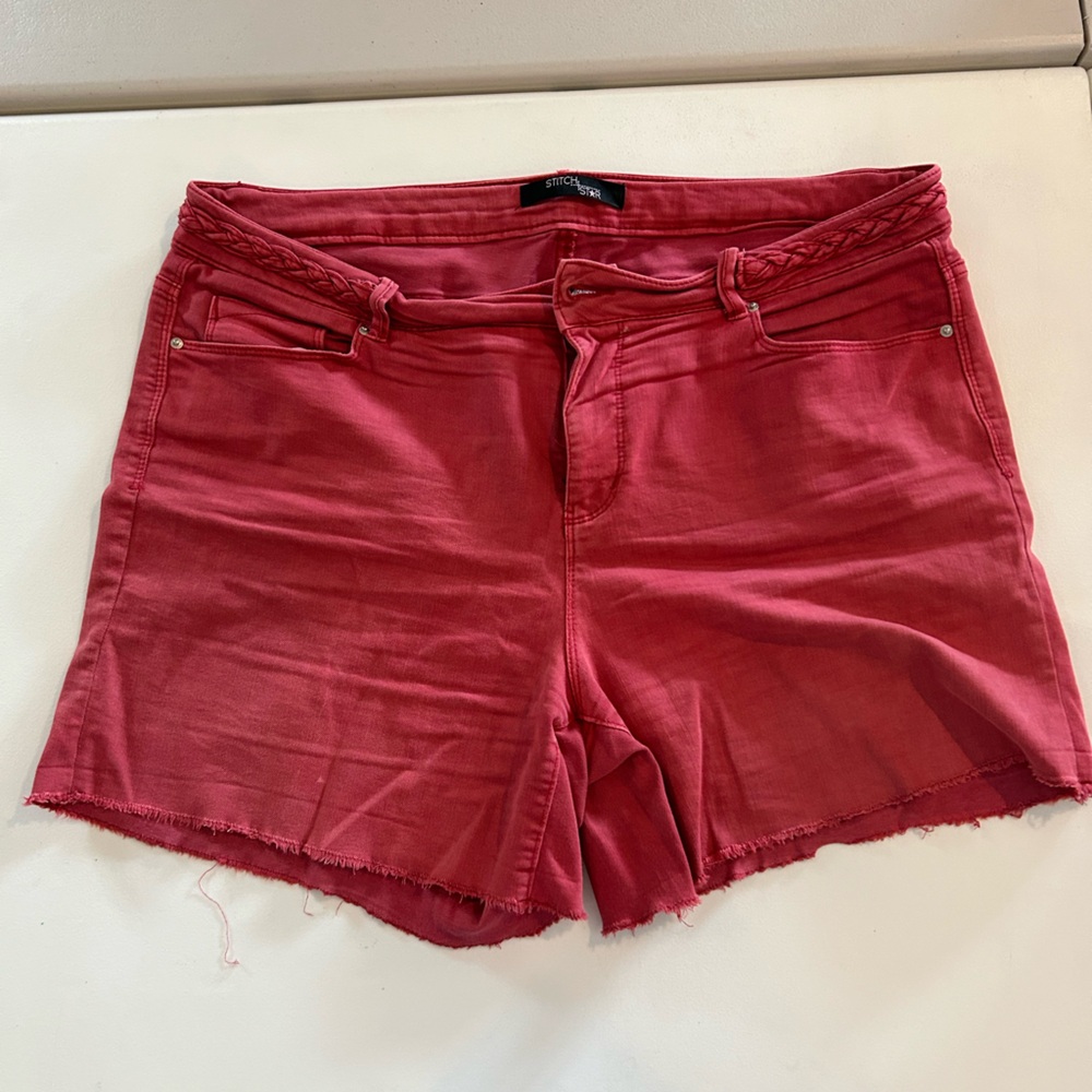 Coral Shorts - Sz. 18W